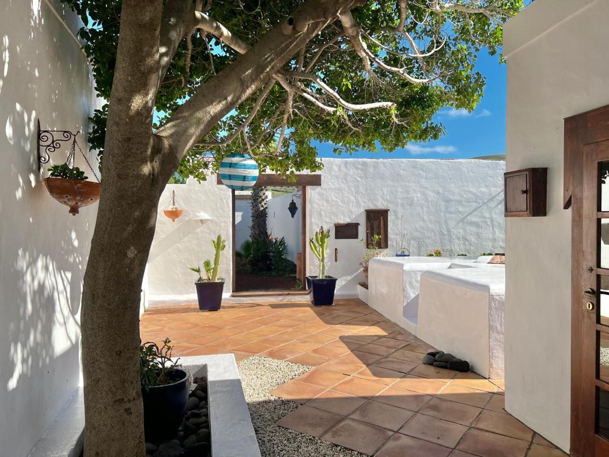Stylish Getaway With Secluded Patio In Lava Finca Uga Exterior photo